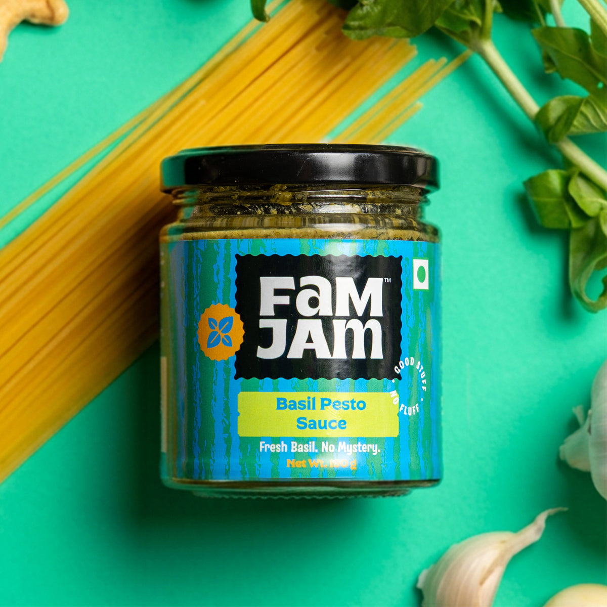 Basil Pesto Sauce – lifestyle shot