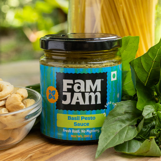 Basil Pesto Sauce – lifestyle shot