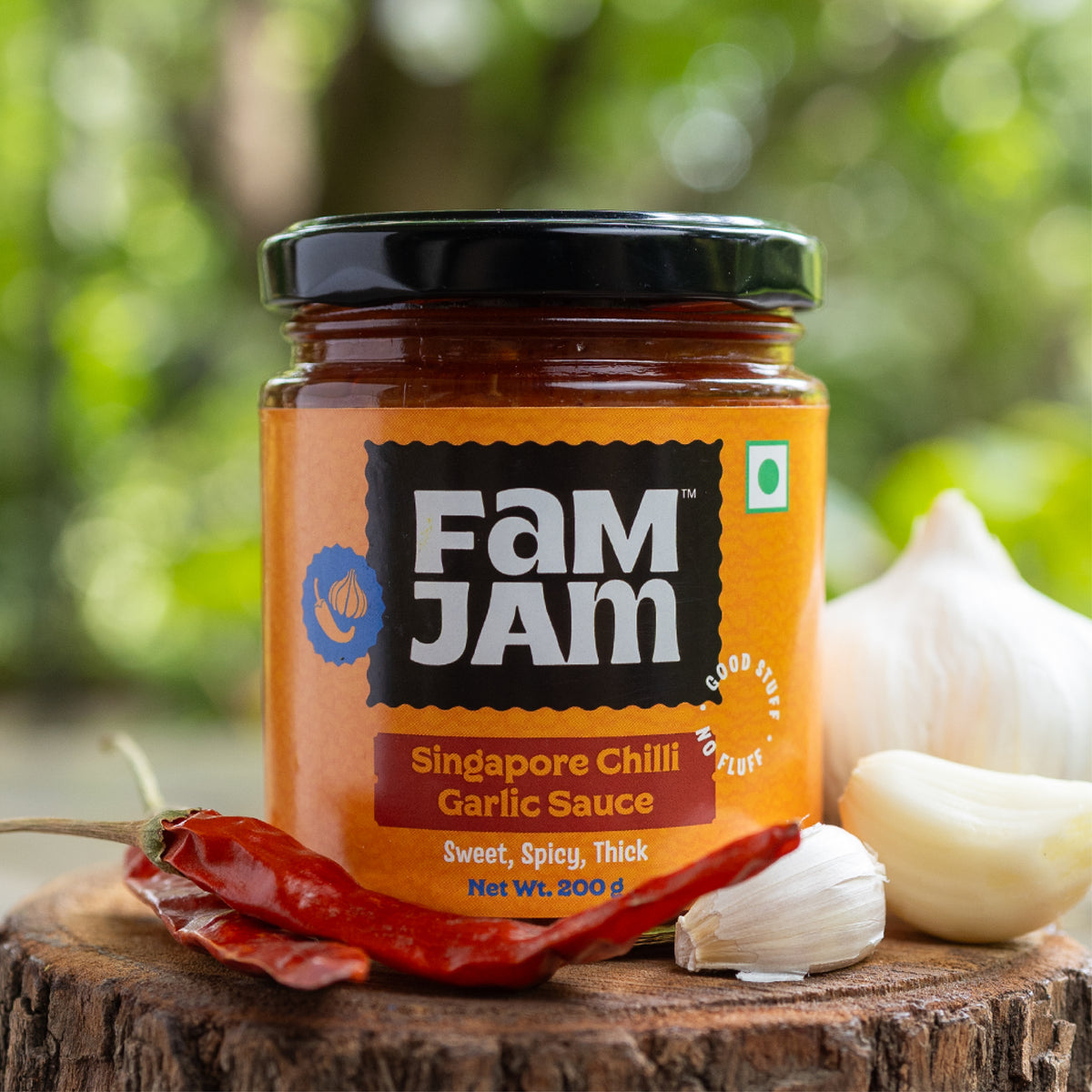 Singapore Chilli Garlic Sauce – lifestyle shot